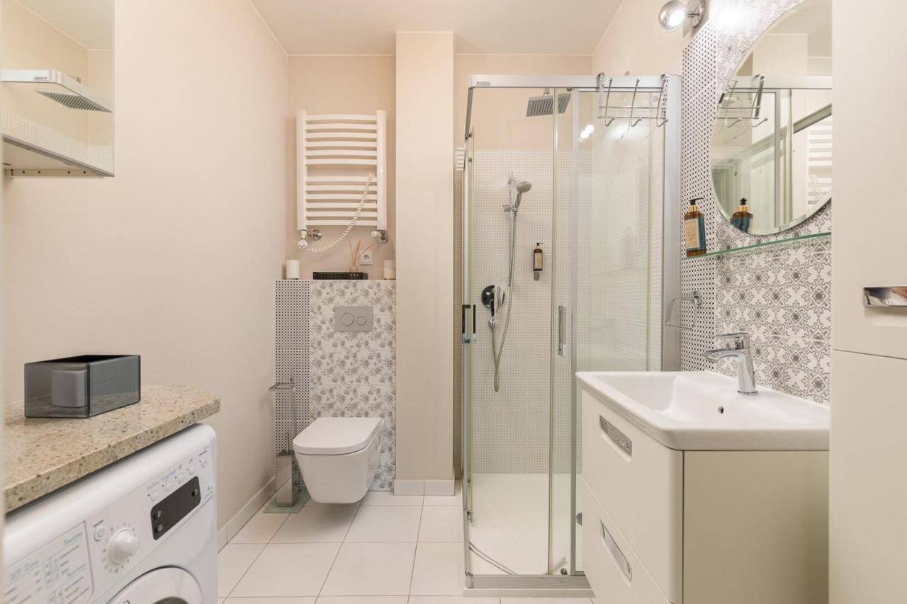Rent Like Home - Nowy Swiat 47A Warschau Exterior foto