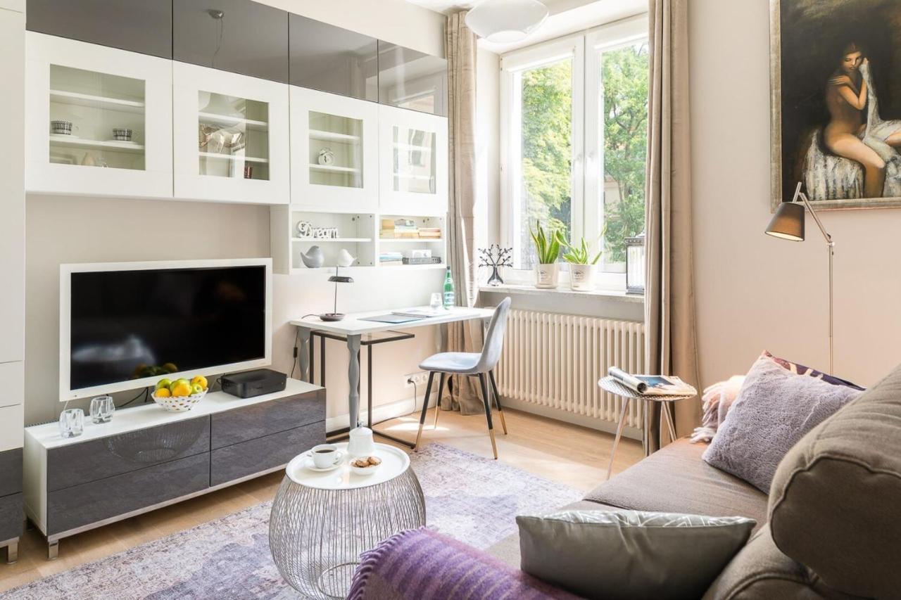Rent Like Home - Nowy Swiat 47A Warschau Exterior foto